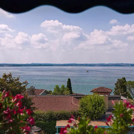 Olivi & Natural Hotel Sirmione