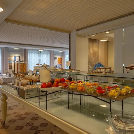 Olivi Spa&natural Wellness 4* Sirmione