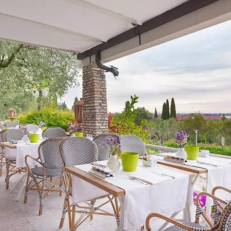 Hotel Olivi & Natural 4*