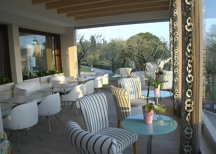 Olivi & Natural Hotel